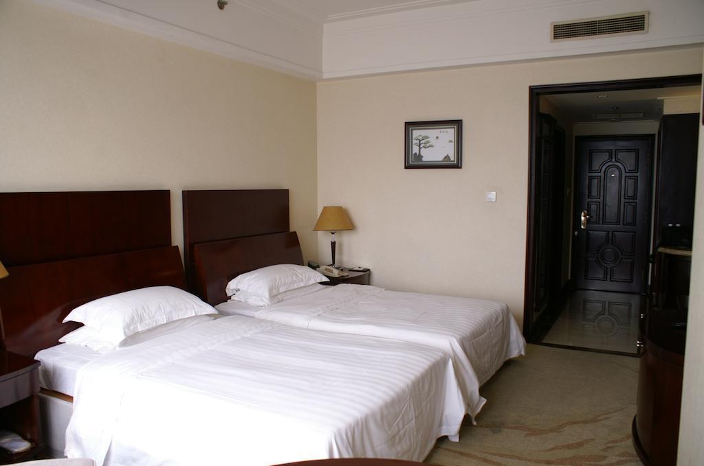 Weigela Park Hotel Далянь Номер фото