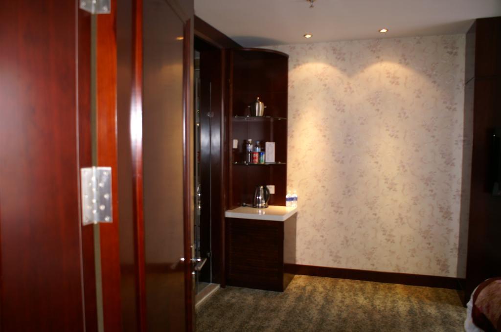 Weigela Park Hotel Далянь Номер фото