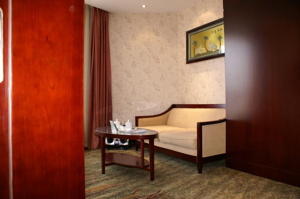 Weigela Park Hotel Далянь Номер фото